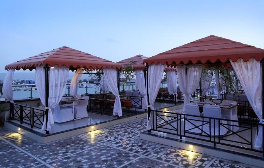 Hotel Atithi, Aurangabad Εξωτερικό φωτογραφία