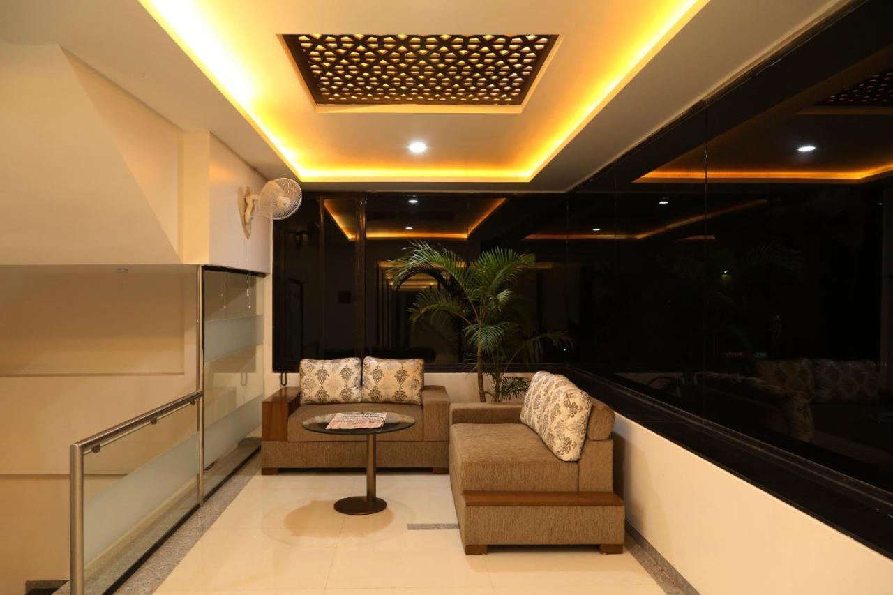 Hotel Atithi, Aurangabad Εξωτερικό φωτογραφία