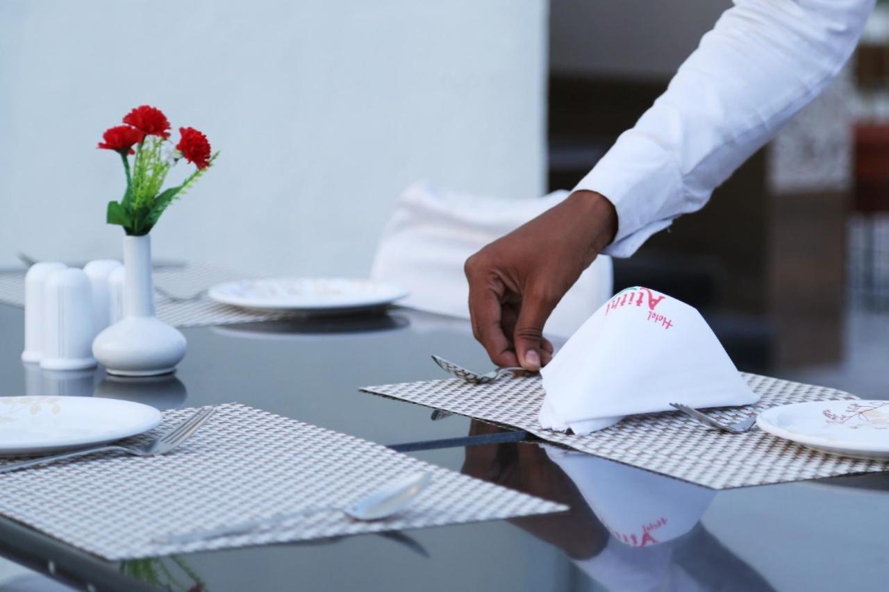 Hotel Atithi, Aurangabad Εξωτερικό φωτογραφία